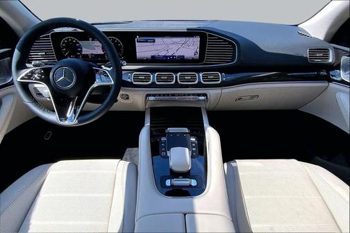 MANUFAKTUR Moonlight White Metallic 2026 Mercedes-Benz GLS 450 4MATIC