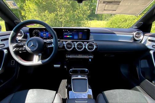 Polar White 2025 Mercedes-Benz CLA 250 4MATIC