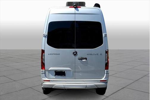 2022 Mercedes-Benz Sprinter 2500 Standard Roof