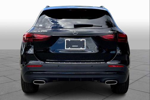 Cosmos Black Metallic 2026 Mercedes-Benz GLA 250 4MATIC