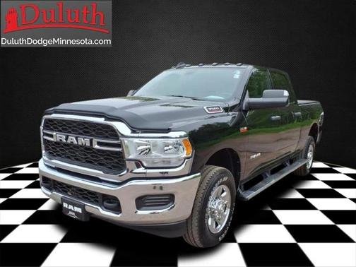 2022 RAM 3500 Tradesman Crew Cab 4x4 64' Box