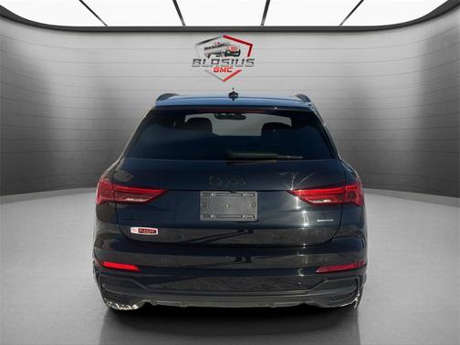 2022 Audi Q3 45 S line Premium Plus