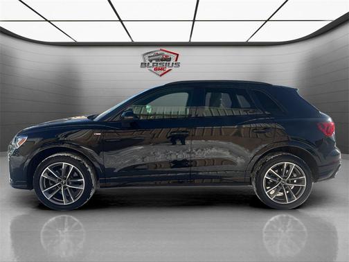 2022 Audi Q3 45 S line Premium Plus