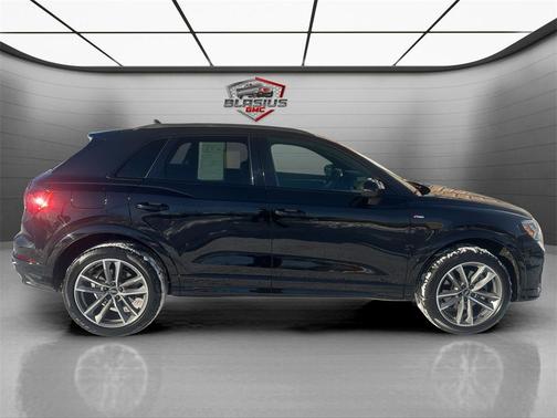 2022 Audi Q3 45 S line Premium Plus