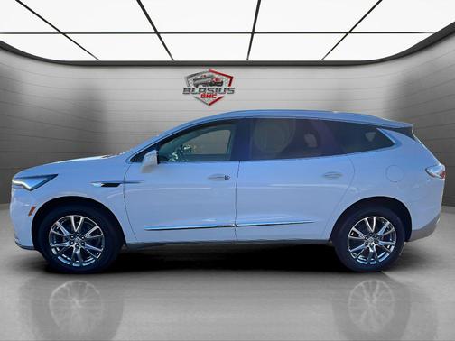 2023 Buick Enclave Essence AWD