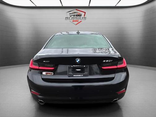 2022 BMW 330 xDrive