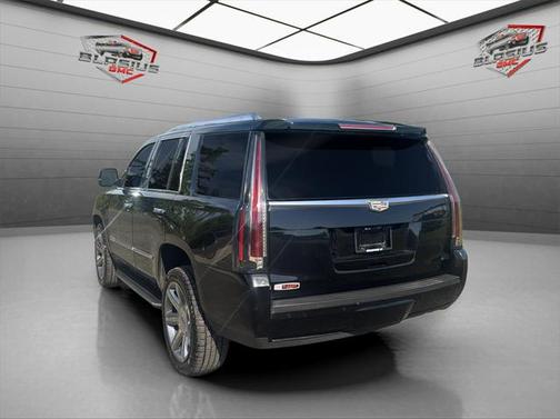 2017 Cadillac Escalade Luxury