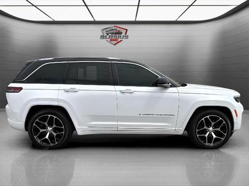 2022 Jeep Grand Cherokee 4xe Summit Reserve