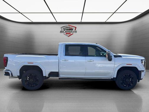 Glacier White Tricoat 2026 GMC Sierra 2500 Denali Ultimate