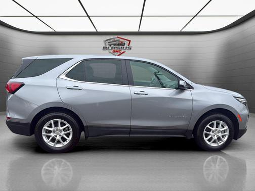 Sterling Gray Metallic 2024 Chevrolet Equinox 1LT