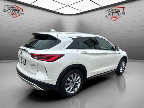 2022 INFINITI QX50 LUXE AWD