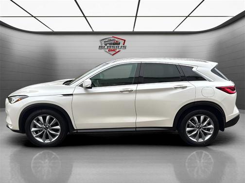 2022 INFINITI QX50 LUXE AWD