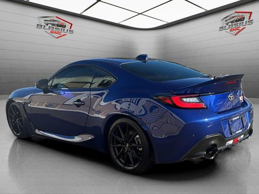 2024 Toyota GR86 Premium