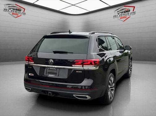 2022 Volkswagen Atlas 3.6L SE w/Technology
