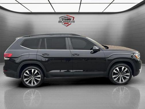 2022 Volkswagen Atlas 3.6L SE w/Technology
