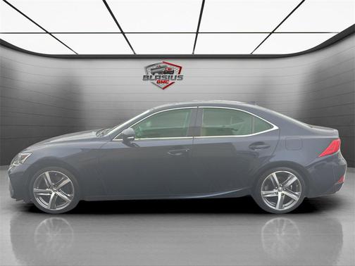 2018 Lexus IS 300 Base