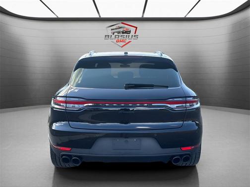 2020 Porsche Macan Base