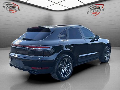 2020 Porsche Macan Base