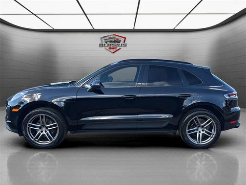 2020 Porsche Macan Base