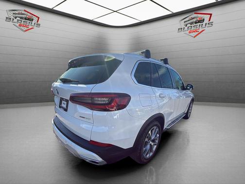 Alpine White 2023 BMW X5 xDrive40i