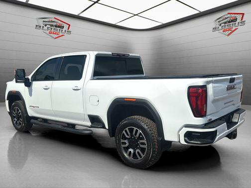 Summit White 2020 GMC Sierra 2500 AT4