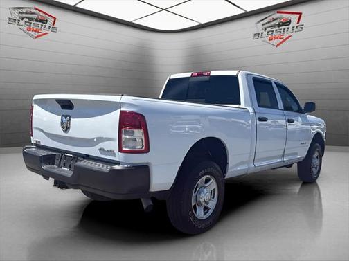 2022 RAM 2500 Tradesman Crew Cab 4x4 6'4' Box