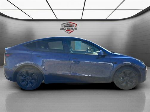 2024 Tesla Model Y Long Range Dual Motor All-Wheel Drive