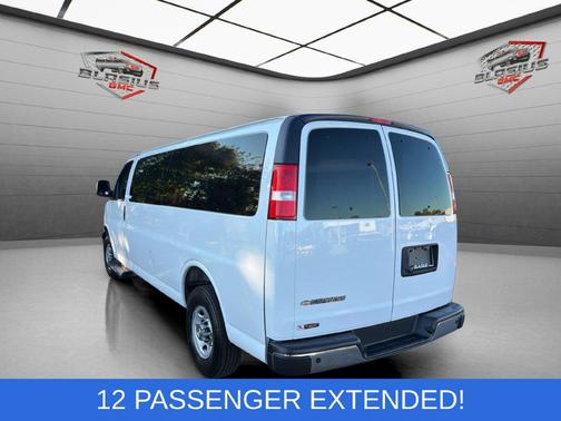 Summit White 2025 Chevrolet Express 3500 RWD 3500 Extended Wheelbase LT