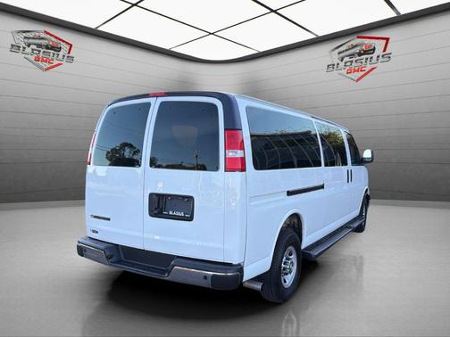 Summit White 2025 Chevrolet Express 3500 RWD 3500 Extended Wheelbase LT