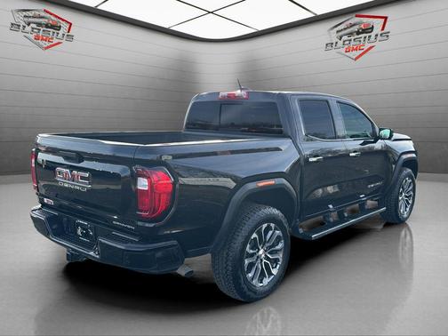 2023 GMC Canyon Denali