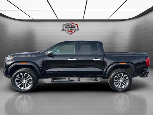 2023 GMC Canyon Denali