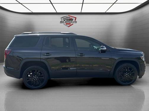 2022 GMC Acadia AWD SLT