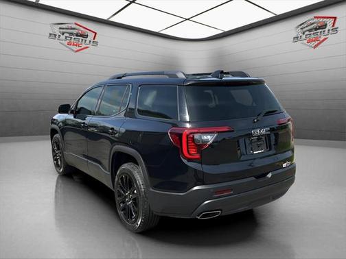2022 GMC Acadia AWD SLT
