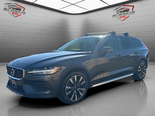 2020 Volvo V60 Cross Country T5