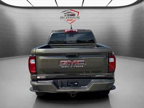 2025 GMC Canyon Base