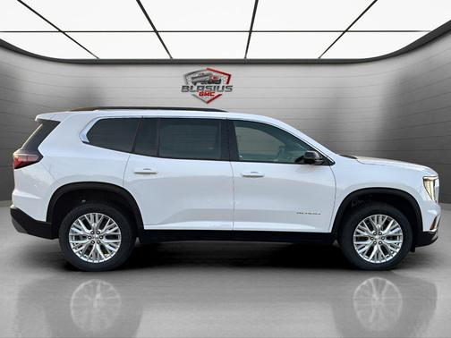 2026 GMC Acadia Elevation AWD