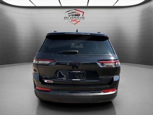 2022 Jeep Grand Cherokee L Altitude