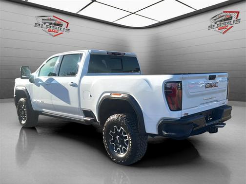 2026 GMC Sierra 2500 AT4