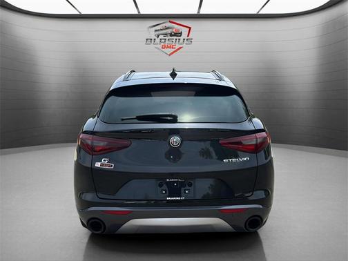2022 Alfa Romeo Stelvio Ti
