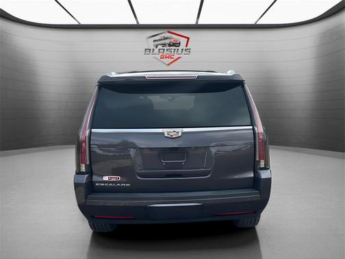 2017 Cadillac Escalade Luxury