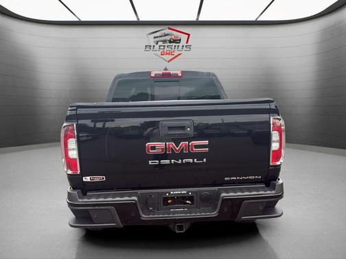 Onyx Black 2021 GMC Canyon Denali