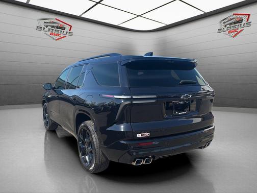 Mosaic Black Metallic 2024 Chevrolet Traverse RS