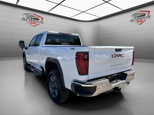 2025 GMC Sierra 2500 SLT