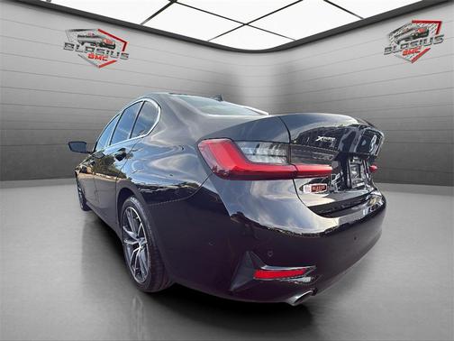 2019 BMW 330 xDrive