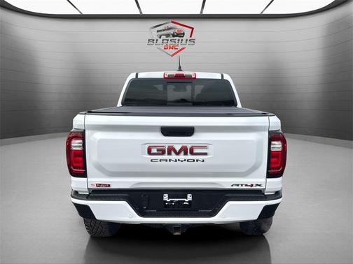 2023 GMC Canyon AT4X