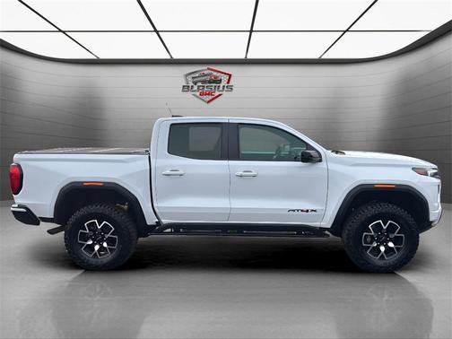 2023 GMC Canyon AT4X