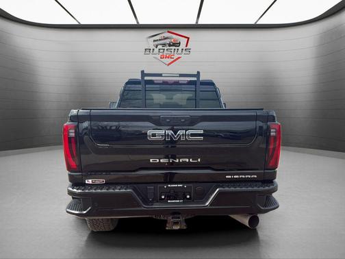 Onyx Black 2024 GMC Sierra 2500 Denali Ultimate