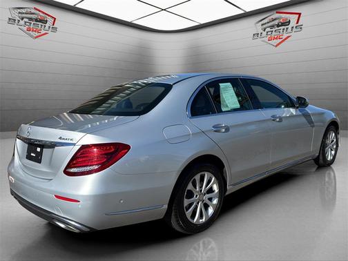 2017 Mercedes-Benz E-Class 4MATIC