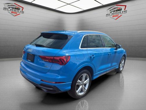 Turbo Blue 2020 Audi Q3 45 S line Prestige
