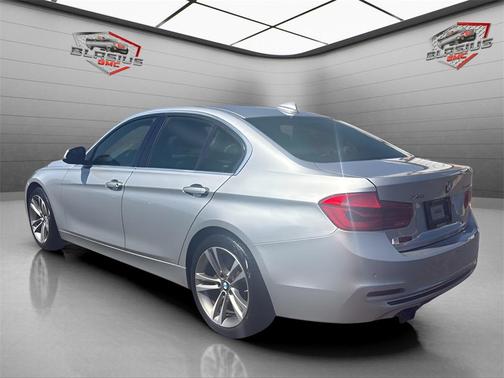 2018 BMW 330 xDrive